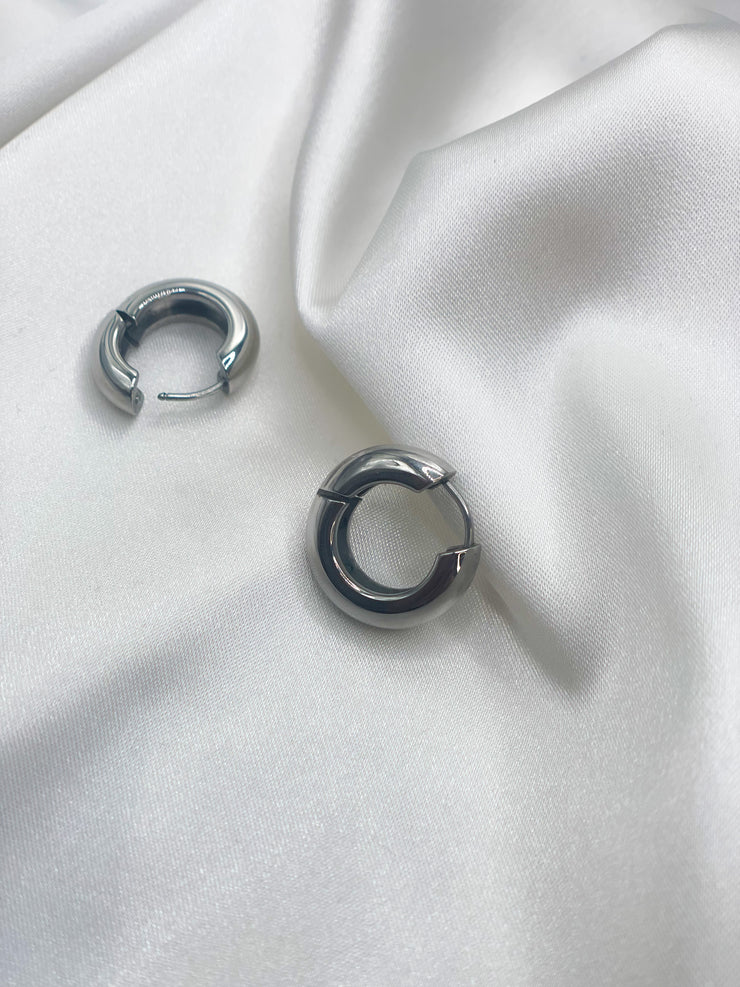 Sade Silver Huggie