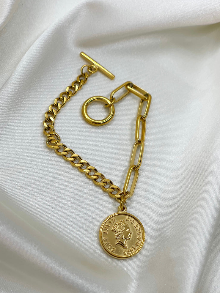 Her Majesty Charm Bracelet