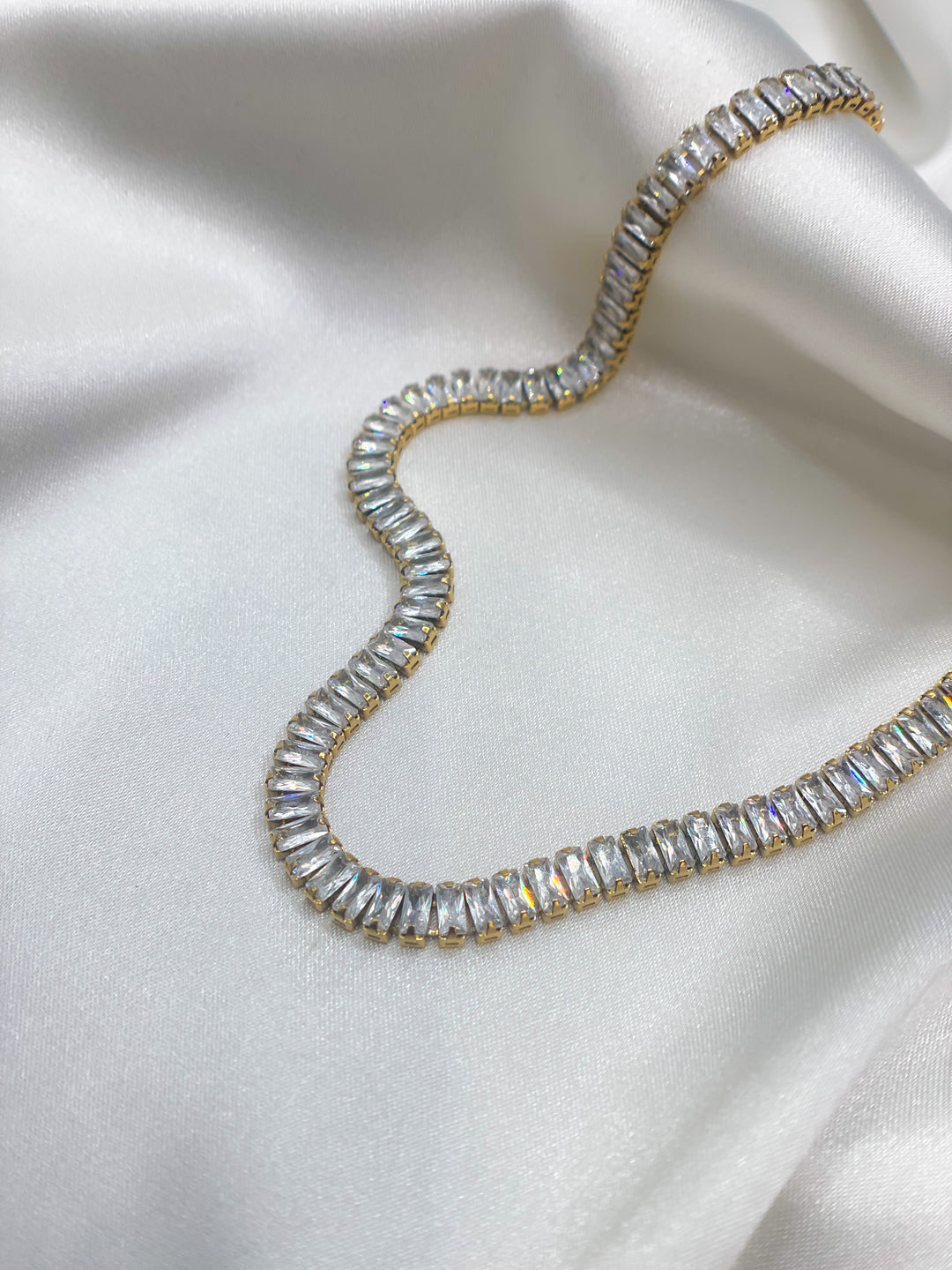 Thee Icy Chain – Unik Dazzels